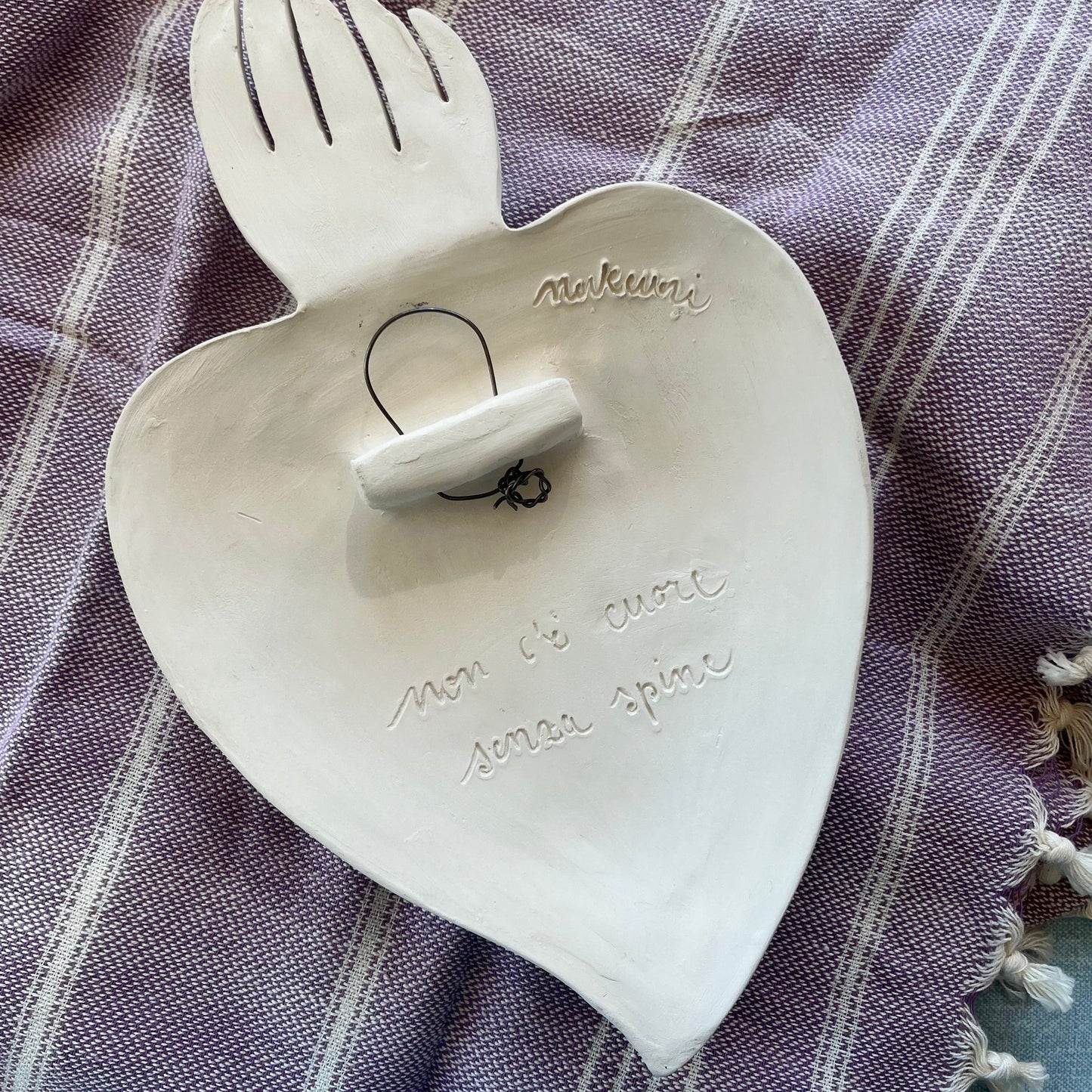 retro-del-cuore-ex-voto-spine-novecuoripottery