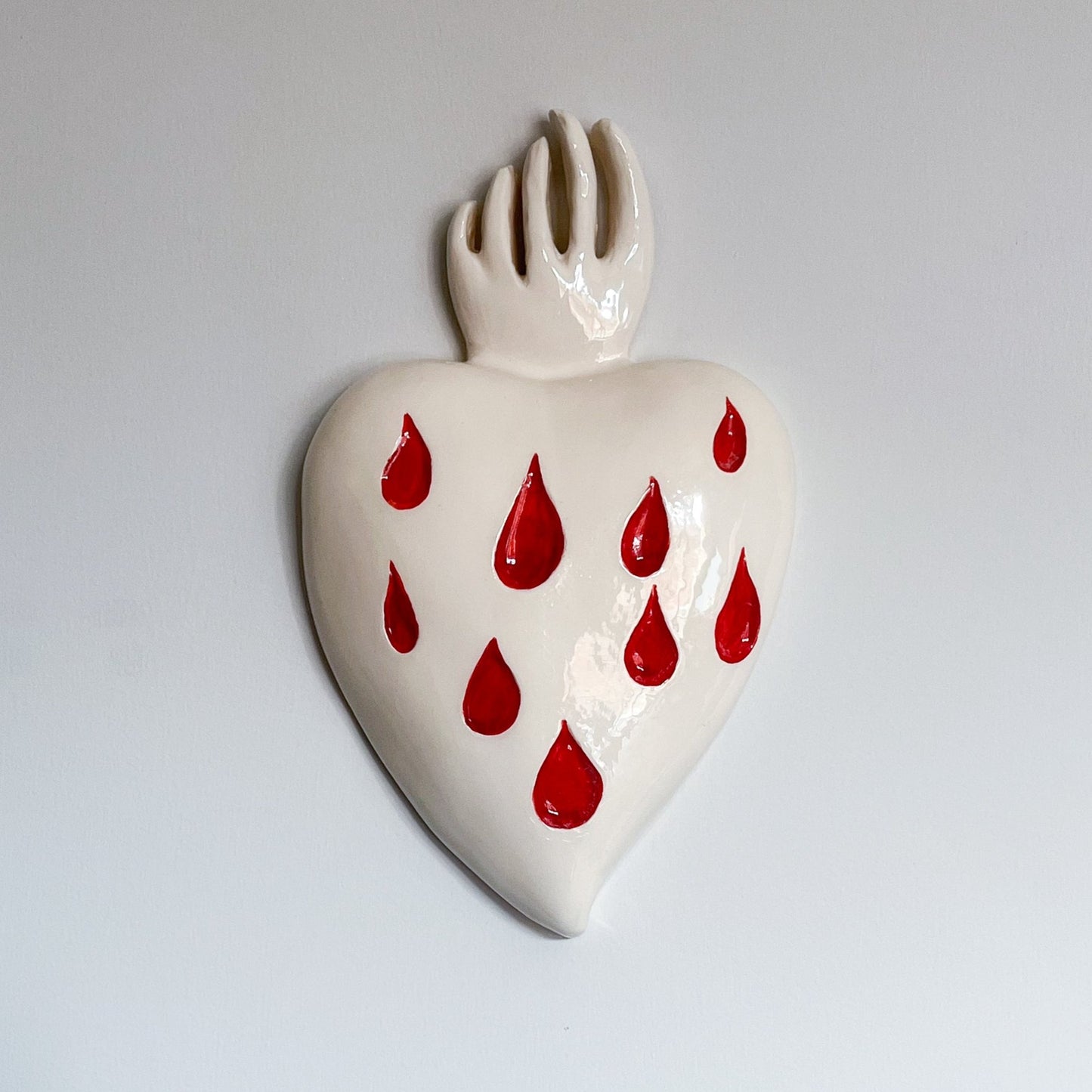cuore-ex-voto-lacrime-rosse-novecuoripottery