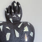 particolare-del-cuore-ex-voto-nero-frammenti-di-specchio-novecuoripottery