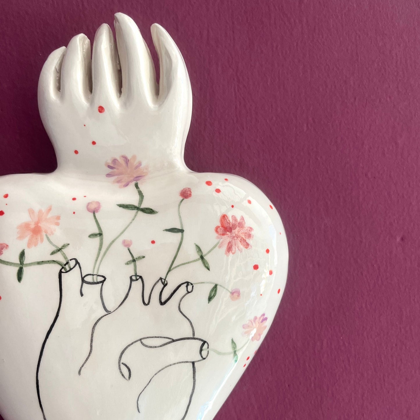 particolare-del-cuore-ex-voto-cuore-anatomico-fiorito-novecuoripottery